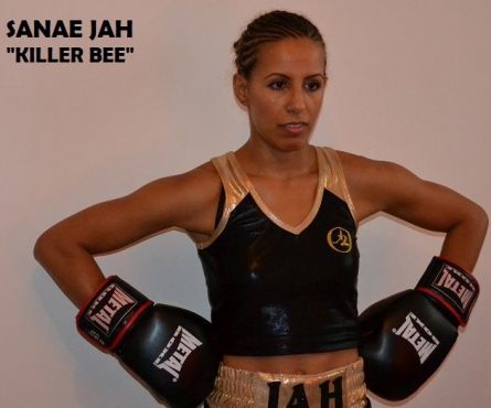 Sanae Jah, alias « Killer bee », championne de Boxe Thaï  [titre européen et mondial].
