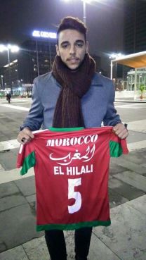 Le joueur a publié début janvier sur son compte facebook un maillot de l'équipe nationale avec son nom 