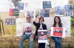 Les familles Radi et Raissouni en sit-in devant la prison Oukacha