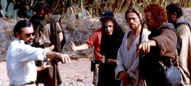 American filmmaker Martin Scorsese and the crew of his film the Last Temptation of Christ, shot in Morocco./Ph. DR
