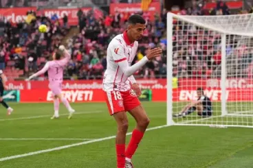 الدولي المغربي عز الدين أوناحي يقود جيرونا للفوز على أتلتيك بلباو 