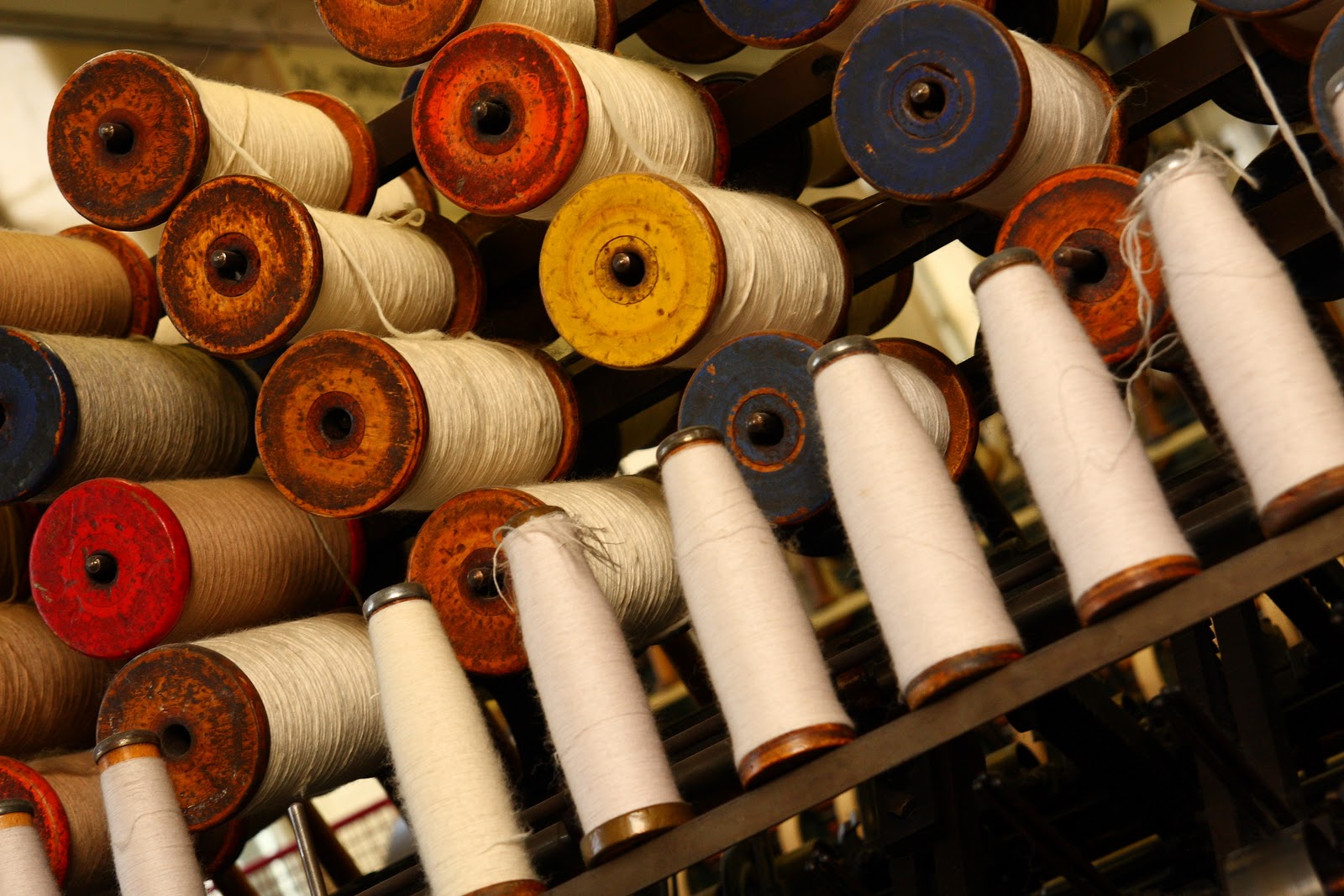 Текстильная. Текстильная промышленность. Текстильное производство. Текстильное промвшленость. Текстильная промышленность Италии.