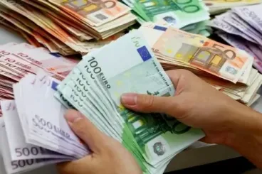 إيرادات السفر تفوق 53,96 مليار درهم بنهاية يونيو الماضي