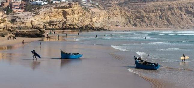 تقرير للبنك الدولي يحذر من تأثير تآكل السواحل المغربية على الاقتصاد