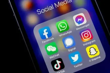 تقرير رويترز: 78% من المغاربة يستقون أخبارهم من الأنترنيت وسط تراجع الثقة  في مصادر الأخبار إلى 28%