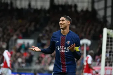 Doublé d'Achraf Hakimi contre Brest, le PSG reprend la tête de la Ligue 1