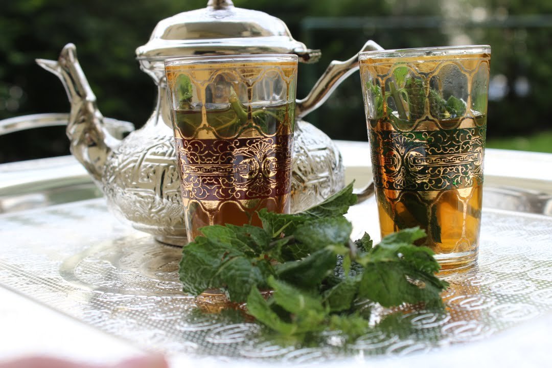 Thé à la menthe : Comment préparer le thé vert à la menthe marocain ?