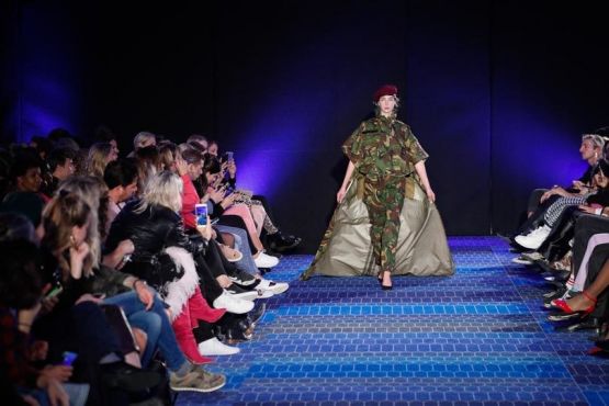 Tenue de la collection militaire du styliste Mo Benchellal.Ph/TEam Peter Stigter
