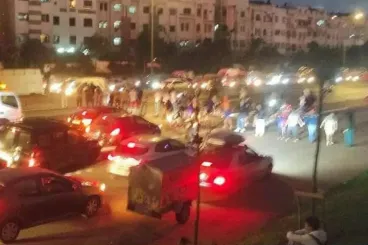 إيقاف 24 شخصا متلبسين بعرقلة السير على مستوى الطريق السيار الداخلي بالدار البيضاء
