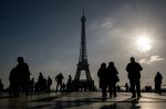 Attentat près de la Tour Eiffel : Une mise en examen pour assassinat terroriste