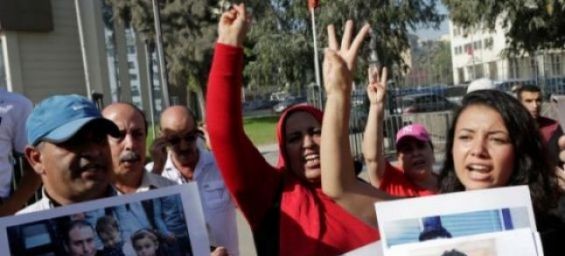 Hirak detainees' families./Ph. Youssef Boudlal-Reuters