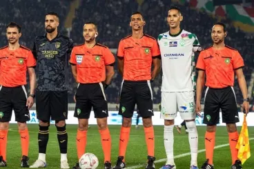Football : 5 arbitres suspendus après le match Raja Casablanca - Ittihad Tanger