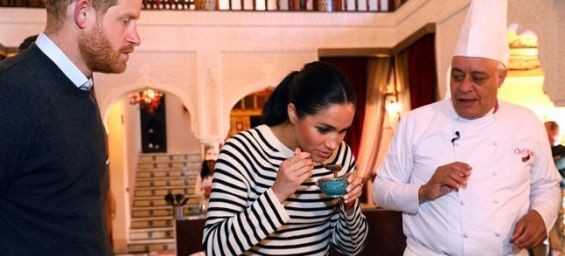 Prince Harry, Meghan Markle and Chef Moha in Rabat./Ph. DR