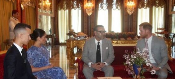 King Mohammed VI and Prince Harry and his spouse Meghan Markle, Monday, in Salé./Ph. DR