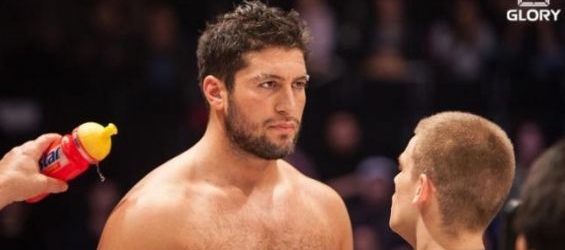 Jamal Ben Saddik defeated by the Dutch kick-boxer Rico Verhoeven./Ph. DR