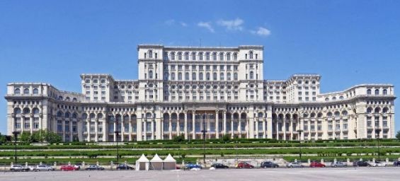 The Romanian Parliament./Ph. DR
