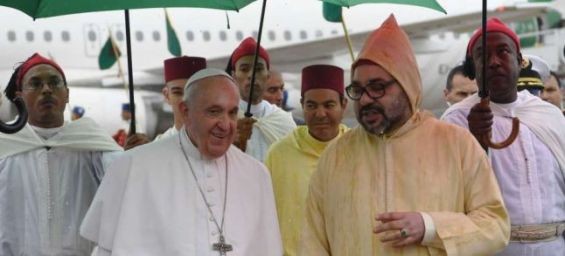 King Mohammed VI and Pope Francis./Ph. DR