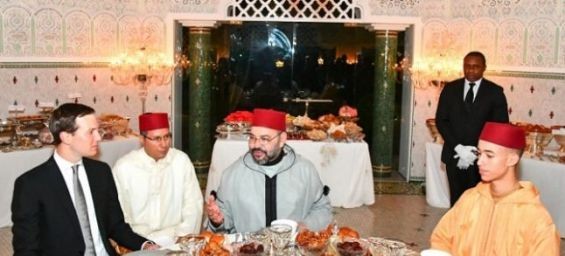 King Mohammed VI, Crown Prince Moulay El Hassan and US President Donald Trump's senior advisor. / Ph. MAP
