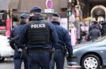 Policiers radicalisés en France : Deux poids deux mesures ?