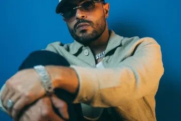 Ouenza, du rap au petit et au grand écran… et vice versa [Portrait]