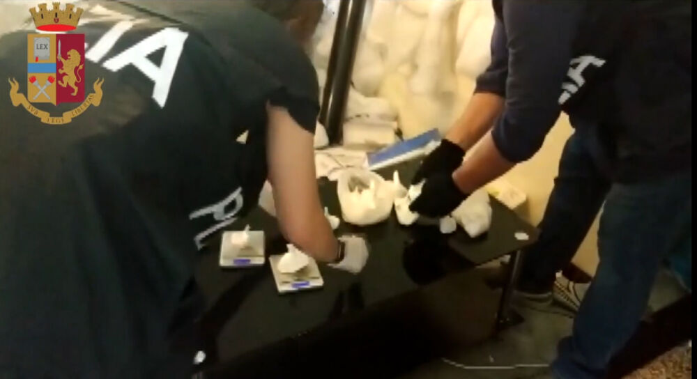 Italie : Demantelement d'un reseau marocain lors d'une vaste operation anti-drogue
