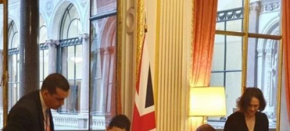 Morocco, UK sign an association agreement in London