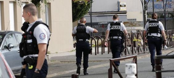 Police in Turin. / DR