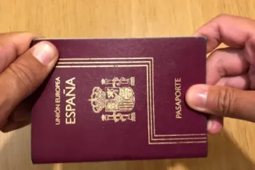 المغاربة يتصدرون قائمة الحاصلين على الجنسية الإسبانية في 2024