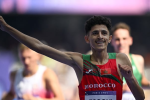 Anass Essayi efface le record d'Hicham El Guerrouj sur 3000 m en salle