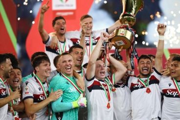 Coupe d’Italie : Avec Oussama El Azzouzi, le FC Bologne remporte son premier titre depuis 51 ans