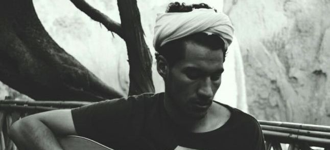 Ayoub, the lead singer and co-founder of Jubantouja. / DR