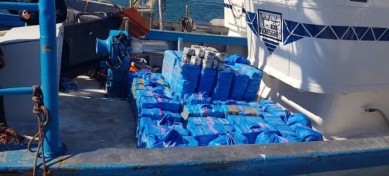 One Ton, 150 Kg of chira seized by police in Tangier. / DGSN