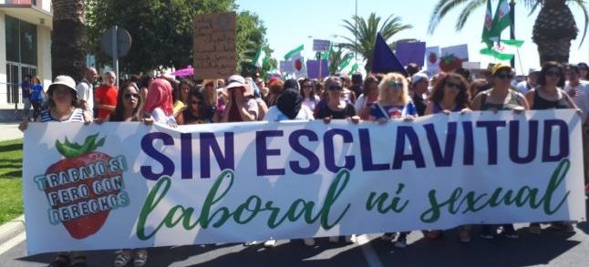 A march held yesterday to denounce abuse in Huelva's strawberry fields./Ph. SAT Twitter