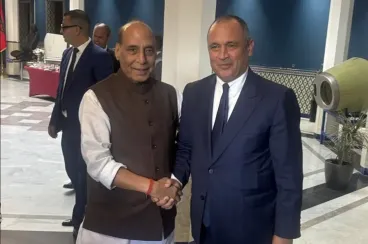 Morocco’s trade Minister holds talks with India’s Defence Minister
