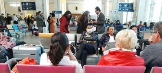 Tourists at the Mohammed V airport. / Ph. AFP