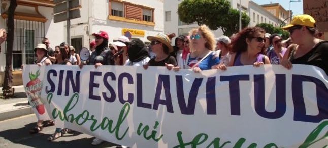 A photo from the march held Sunday in Huelva to denounce sexual abuses targeting Moroccan strawberry pickers in Spain./Ph. DR