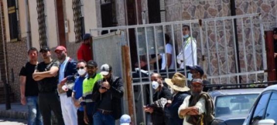 Moroccans stranded in Ceuta. / El Faro de Ceuta