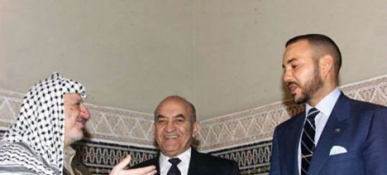 Former Chairman of the Palestine Liberation Organization Yasser Arafat, former Moroccan Prime Minister Abderahmane Youssoufi and King Mohammed VI. / DR