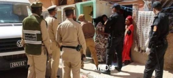 Local authorities in the Laayouen region trying to trace contacts of migrants who tested positive for the coronavirus. / AMDH Nador