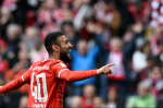 Football : Noussair Mazraoui marque son premier but en Bundesliga