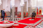 Le Roi Mohammed VI reçoit le Wali Bank Al-Maghrib