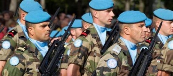 A Tunisian peacekeeper saves three Moroccan soldiers./Ph. DR