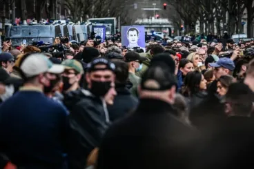 Lyon : Salut nazi, insultes racistes, la justice saisie après la marche pour Quentin Deranque