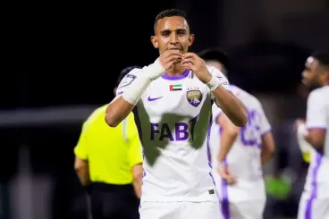 المغربي سفيان رحيمي يسجل هاتريك ويقود "العين" للفوز على مضيفه "خورفكان" بالدوري الإماراتي