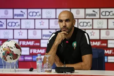Éliminatoires Mondial 2026 : Walid Regragui dévoile la liste des convoqués face au Niger et à la Zambie