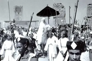 La révolution du roi et du peuple : Quand les marocains ont «choisi leur roi» !
