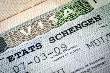 Les Marocains, deuxièmes bénéficiaires des visas Schengen accordés par la France dans le monde en 2025 (Consul général)