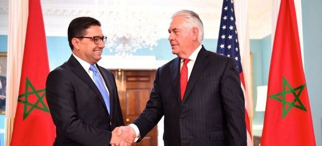 Moroccan Foreign Minister, Nasser Bourita shaking hands with the American Secretary of State Rex Tillerson./Ph. US Department of State