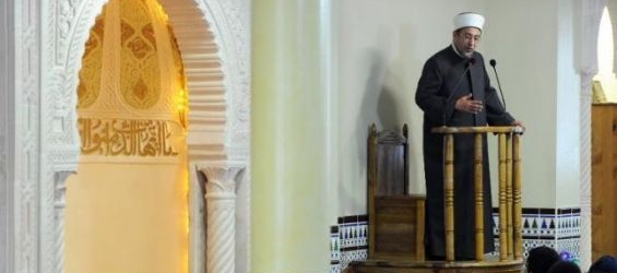 Tareq Oubrou, Imam of the Bordeaux Mosque, December 27, 2013 / Ph. Mehdi Fedouach (AFP)