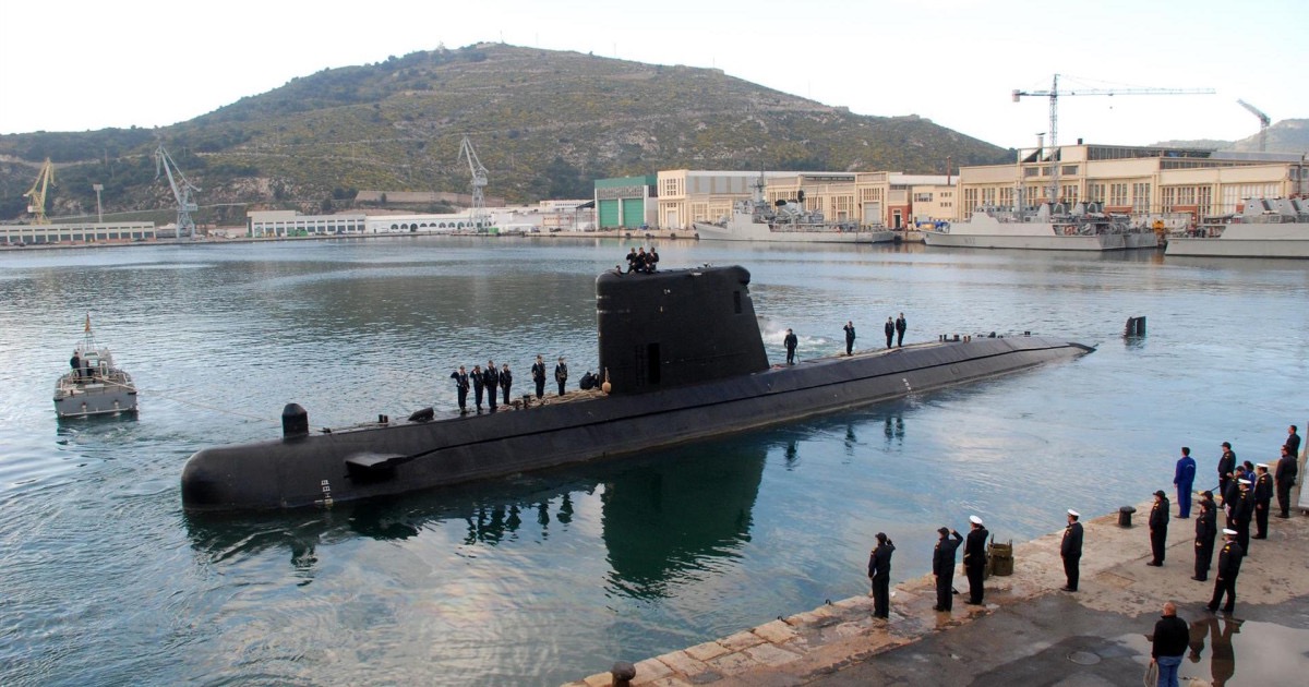 España niega venta de viejo submarino a Marruecos